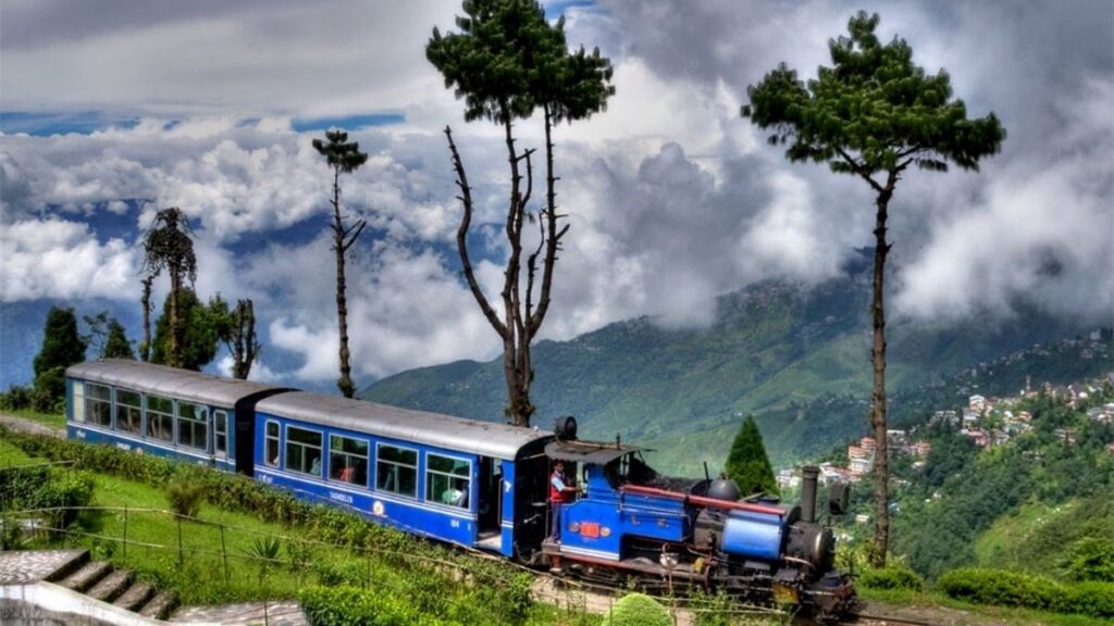 Train at Darjeeling